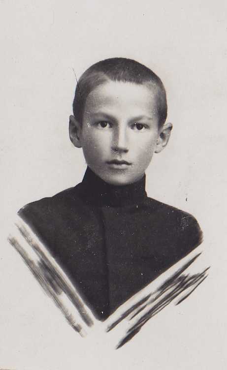Jonas Vytautas Nistelis vaikystės metais
