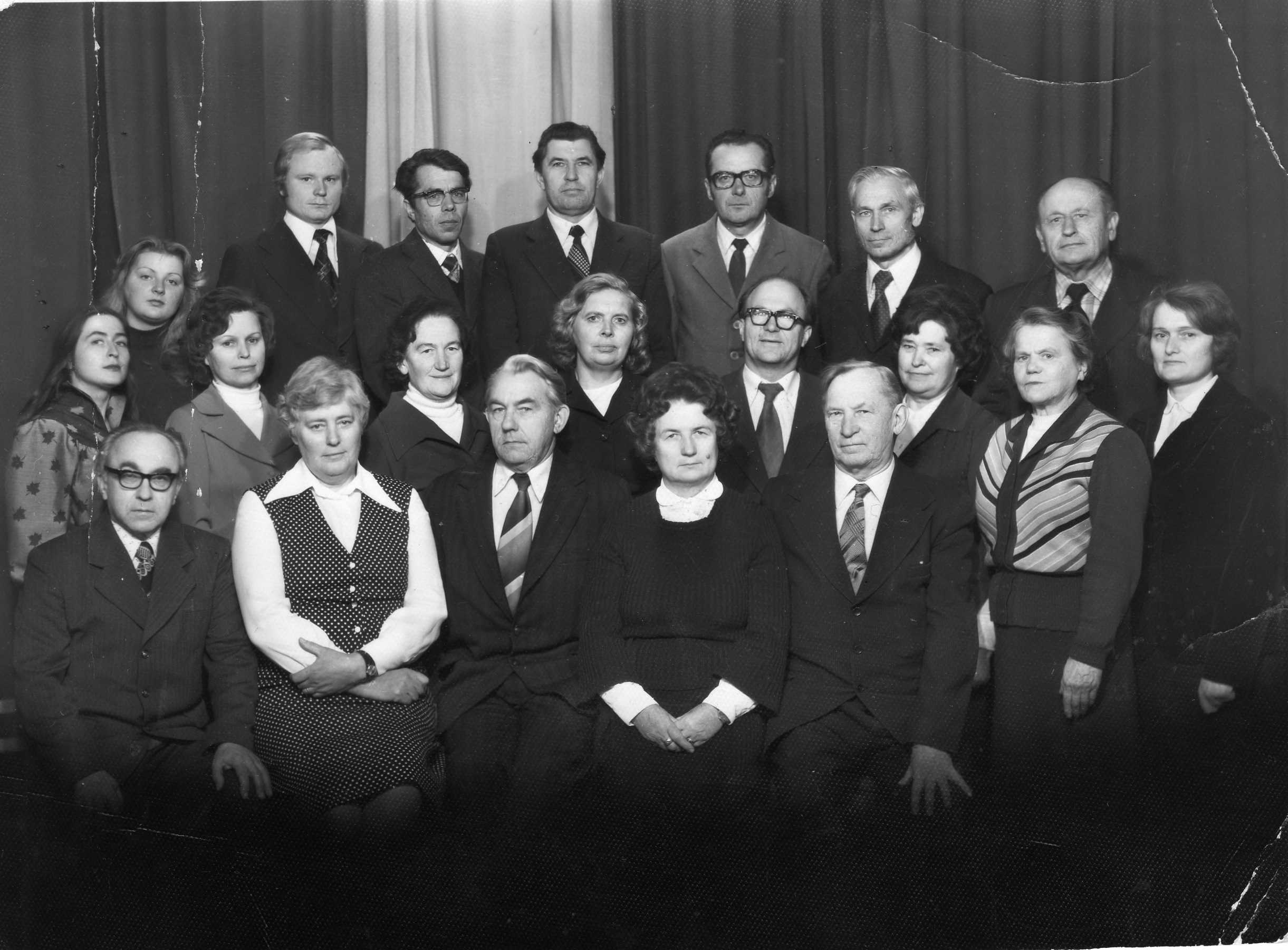 Lietuvos žemės ūkio akademijos Žemdirbystės katedros vedėjas Petras Vasinauskas (pirmoje eilėje pirmas iš dešinės). 1969 m.