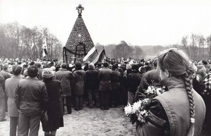 Žuvusiems partizanams skirto Monumento atidengimas Gerkiškėse, Biržų rajone