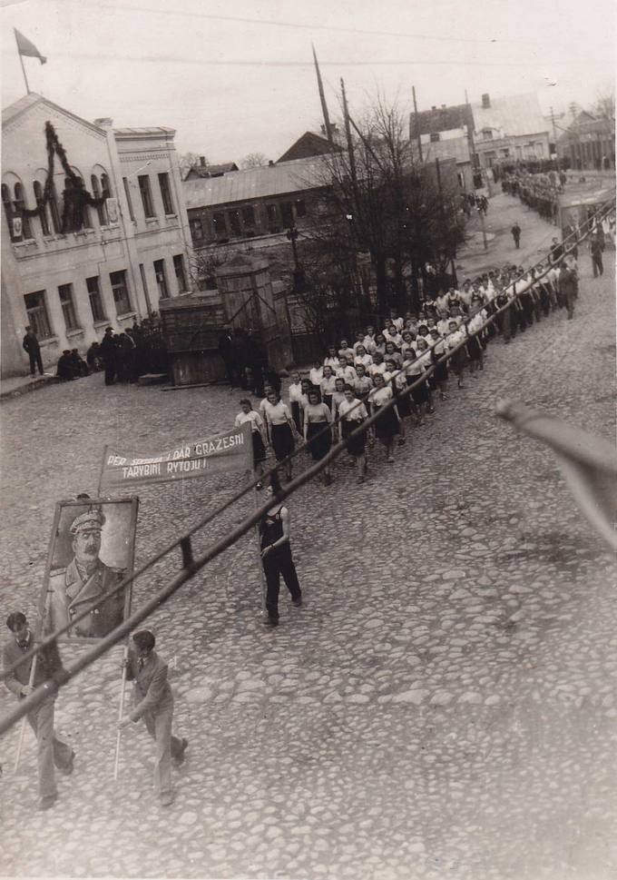 Sovietinė demonstracija Vytauto Didžiojo aikštėje