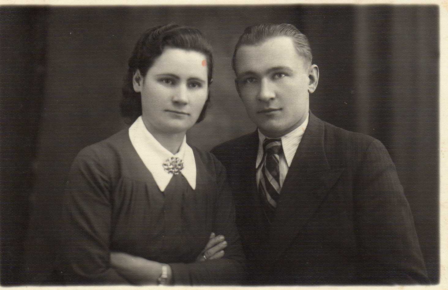 Profesoriaus, agronomo Petro Vasinausko brolis Ignas Vasinauskas su žmona Kazimiera Vasinauskiene. 1937 m. 