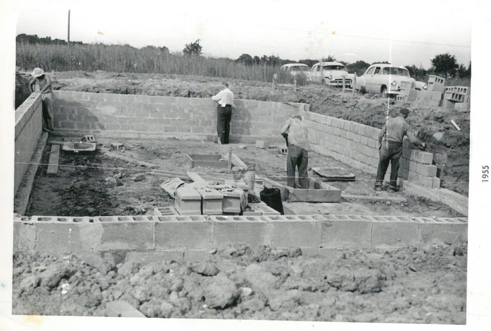 Kazio Balčiūno namų statybos Lemonte, Čikagos priemiestyje, JAV. 1955 m. 