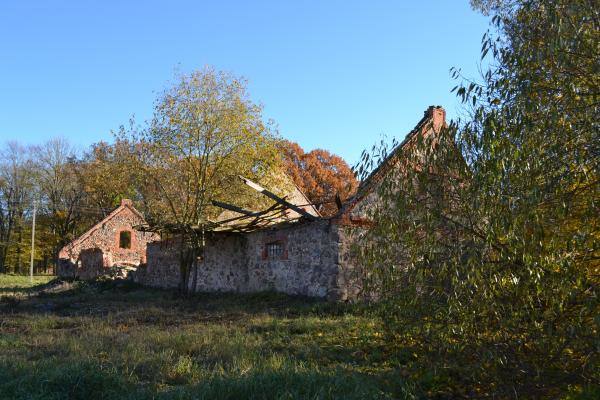 Gulbinėnų dvaro ansamblis. Nuotrauka iš Pasvalio Mariaus Katiliškio viešosios bibliotekos Krašto kultūros dokumentavimo centro fondų, 2015