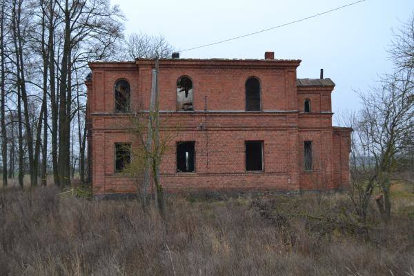 Meškalaukio dvaro rūmai. Nuotrauka iš Pasvalio Mariaus Katiliškio viešosios bibliotekos Krašto kultūros dokumentavimo centro fondų, 2015