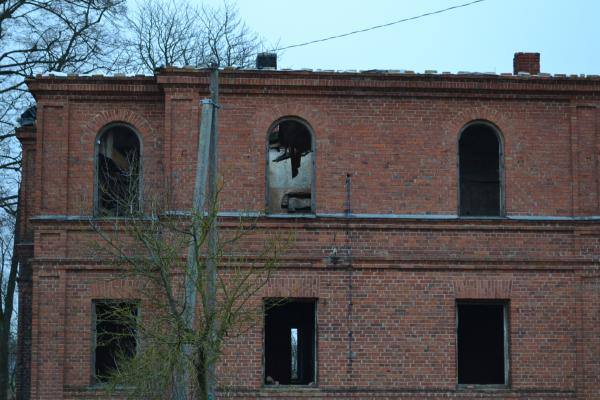 Meškalaukio dvaro rūmai. Nuotrauka iš Pasvalio Mariaus Katiliškio viešosios bibliotekos Krašto kultūros dokumentavimo centro fondų, 2015