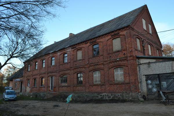 Raubonių vandens malūnas, vilnų karšykla-verpykla. Nuotrauka iš Pasvalio Mariaus Katiliškio viešosios bibliotekos Krašto kultūros dokumentavimo centro fondų, 2015