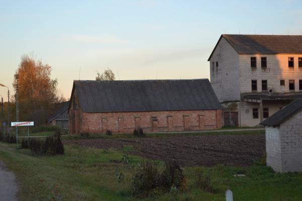 Pajiešmenių dvaras. Nuotrauka iš Pasvalio Mariaus Katiliškio viešosios bibliotekos Krašto kultūros dokumentavimo centro fondų, 2015