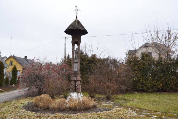 Stogastulpis Pasvalio krašto knygnešiams Pasvalyje. Nuotrauka iš Pasvalio Mariaus Katiliškio viešosios bibliotekos Krašto kultūros dokumentavimo centro fondų, 2015