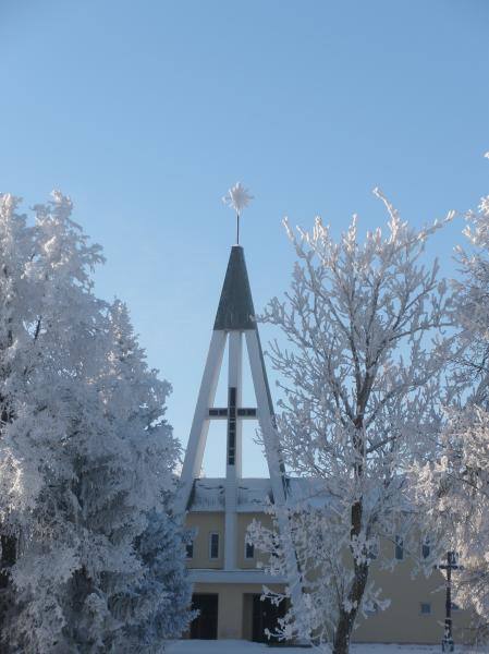 Grūžių Švč. Mergelės Marijos bažnyčia. Danutės Ratinskienės nuotrauka, 2010