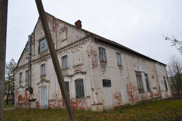 Sinagoga Pušalote. Nuotrauka iš Pasvalio Mariaus Katiliškio viešosios bibliotekos Krašto kultūros dokumentavimo centro fondų, 2015