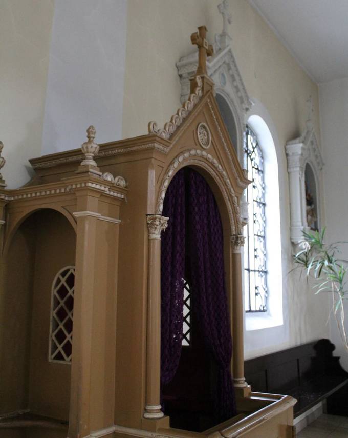 Pasvalio Šv. Jono Krikštytojo bažnyčios fragmentas.  Aidos Leimontaitės nuotrauka, 2019. 