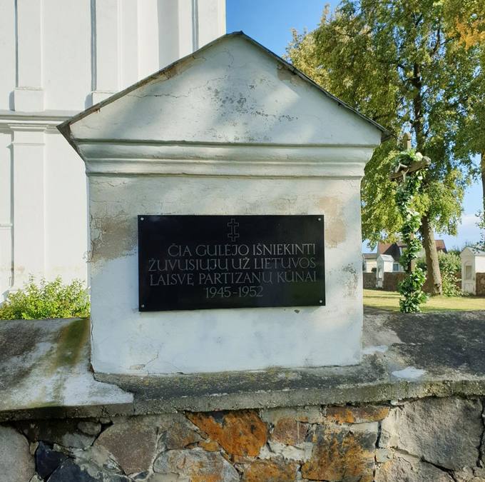 Krinčino Šv. apaštalų Petro ir Povilo bažnyčios fragmentas. Tomos Mikalajūnaitės nuotrauka, 2019.