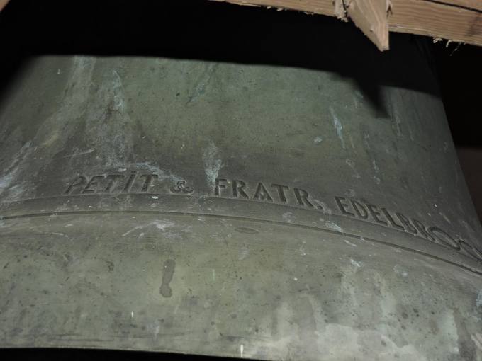 Vaškų Šv. Juozapo bažnyčios didysis varpas (ø 91 cm). Gražvydo Balčiūnaičio nuotrauka, 2019.