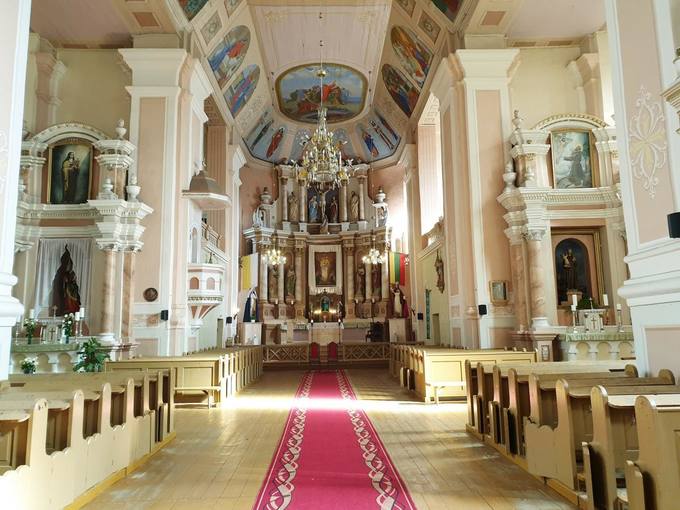 Pumpėnų Švč. M. Marijos Škaplierinės bažnyčia. Tomos Mikalajūnaitės nuotrauka, 2019