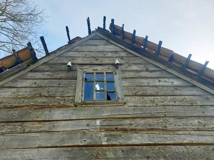 Poeto, partizano Broniaus Krivicko gimtojo namo fragmentas. Tomos Mikalajūnaitės nuotrauka, 2020