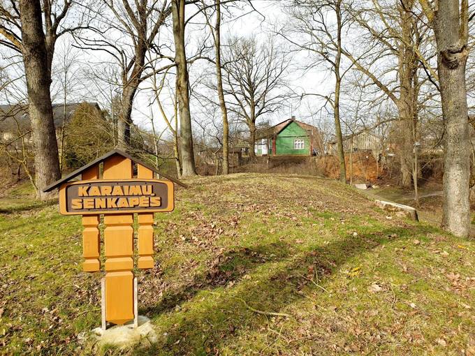 Karaimų senkapės. Tomos Mikalajūnaitės nuotrauka, 2020