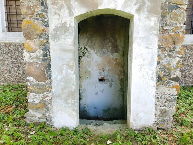 Niurkonių koplyčios rūsys. Tomos Mikalajūnaitės nuotrauka, 2020