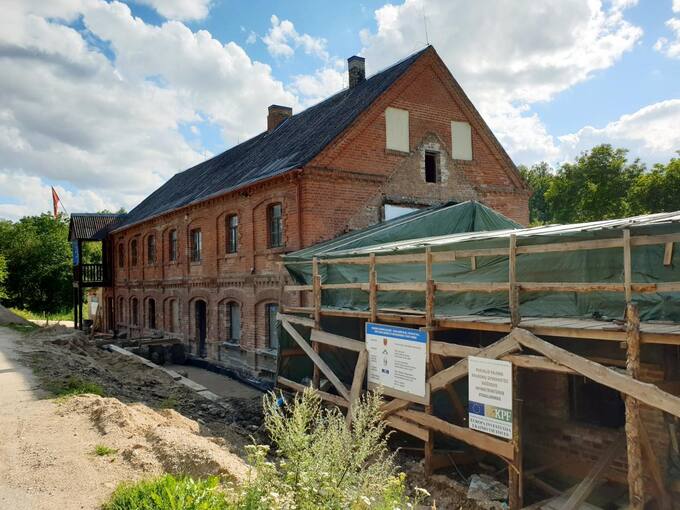 Raubonių vandens malūno, vilnų karšyklos-verpyklos restauracijos ir rekonstrukcijos bei pritaikymo turizmo reikmėms darbai. Tomos Mikalajūnaitės nuotrauka, 2020 
