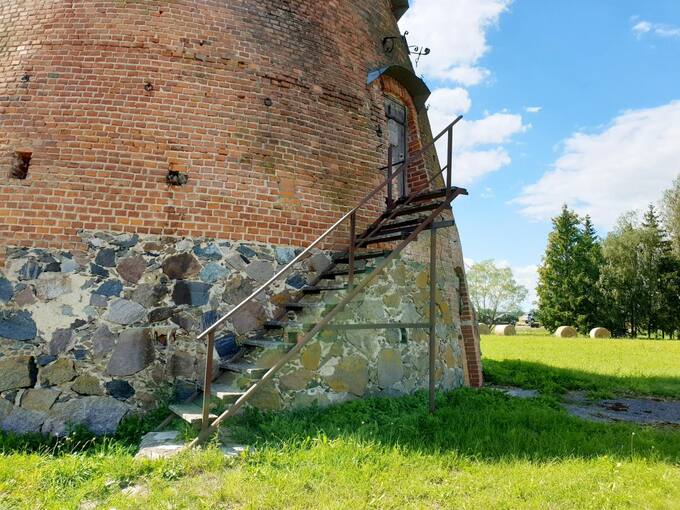 Pumpėnų vėjo malūno fragmentas. Tomos Mikalajūnaitės nuotrauka, 2020