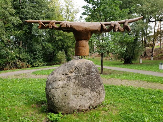 Skulptūra „Pasvaliukas“ Svalios parke, „Pasvalio Šveicarijoje“. Tomos Mikalajūnaitės nuotrauka, 2020