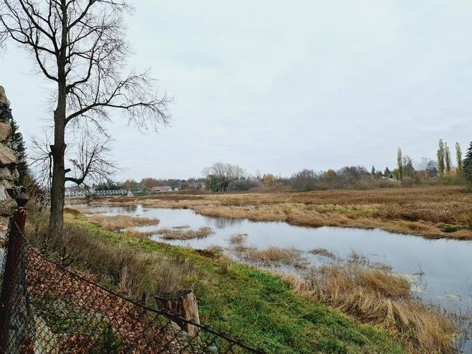 Šalia Saločių Šv. Juozapo bažnyčios teka Mūšos upė. Tomos Mikalajūnaitės nuotrauka, 2020