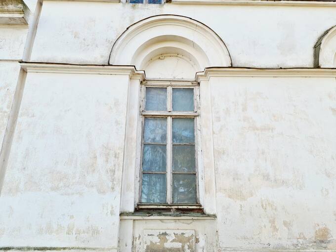 Barklainių dvaro langas. Tomos Mikalajūnaitės nuotrauka, 2020