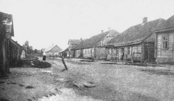 Pagrindinė Vaškų miestelio gatvė. 1915 m. nuotrauka