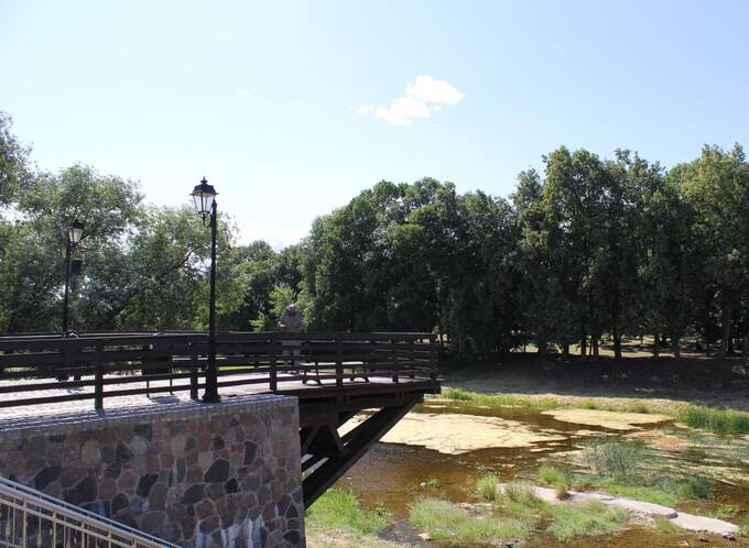 Interaktyvi skulptūra „Senojo tilto muzikantas Antanėlis“. Aidos Leimontaitės nuotrauka, 2019