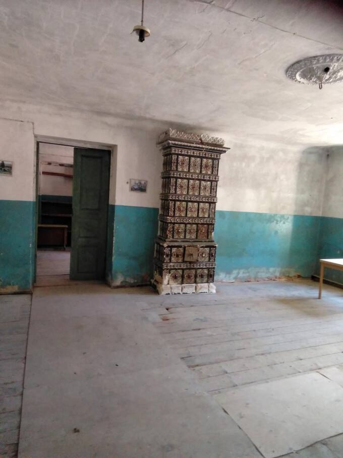 Gulbinėnų dvaro rūmų krosnis. Rimos Mačiukienės nuotrauka, 2019