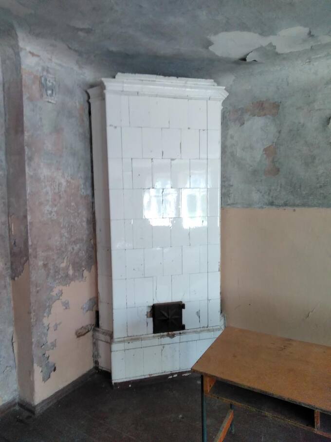 Gulbinėnų dvaro rūmų krosnis. Rimos Mačiukienės nuotrauka, 2019