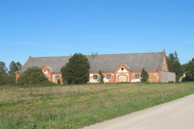 Moliūnų dvaro tvartas. Gražvydo Balčiūnaičio nuotrauka, 2011