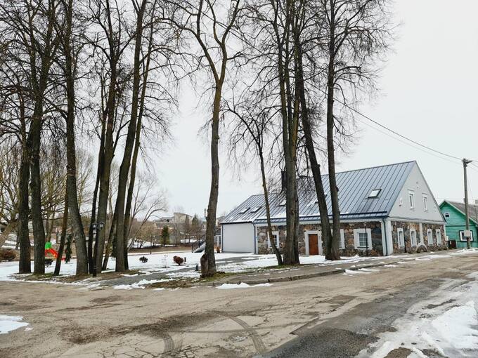 Buvusi žydų pirtis Pasvalyje. Tomos Mikalajūnaitės nuotrauka, 2021