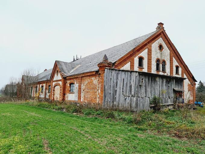 Moliūnų dvaro tvartas. Tomos Mikalajūnaitės nuotrauka, 2021