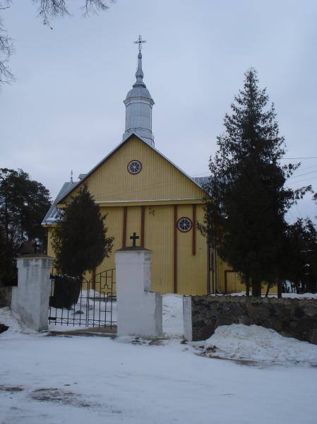 Pušaloto Šv. apaštalų Petro ir Povilo bažnyčia. Nuotrauka iš Pasvalio Mariaus Katiliškio viešosios bibliotekos Krašto kultūros dokumentavimo centro fondų, 2015