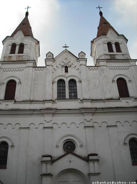 Pasvalio Šv. Jono Krikštytojo bažnyčia. A. Širvio nuotrauka, 2008 [interaktyvus]. Prieiga per internetą: https://www.miestai.net/forumas/forum/bendrosios-diskusijos/miestai-ir-architekt%C5%ABra/sakralin%C4%97-architekt%C5%ABra/7514-%E2%80%A0-pasvalio-r-ba%C5%BEny%C4%8Dios?t=7269%3E