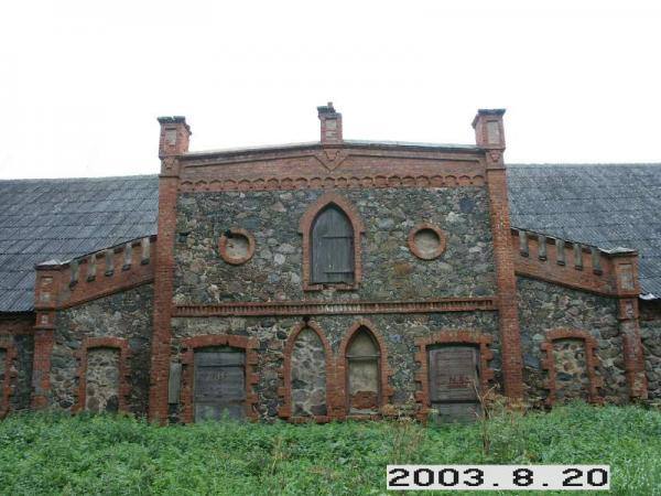 Gulbinėnų dvaro ansamblis. Dvaro arklidės fragmentas. Lietuvos dvarų duomenų bazė [interaktyvus]. Prieiga per internetą: http://www.heritage.lt/dvarai/foto.php?id=312