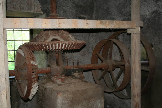 2-51303.jpg