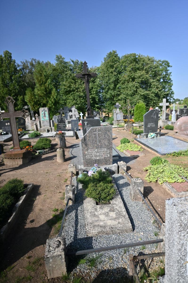 Knygnešio Jono Poškevičiaus kapas Vaškų miestelio kapinėse