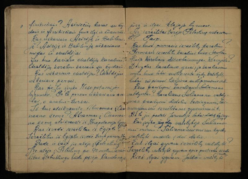 Žurnalisto, literato, vertėjo Kazimiero Pūro įrišti sąsiuviniai