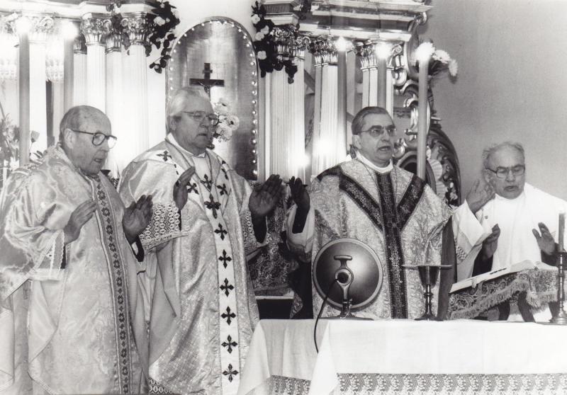 Joniškėlio bažnyčioje aukojamos Šv. Mišios už jubiliatą diplomatą dr. Stasį Antaną Bačkį